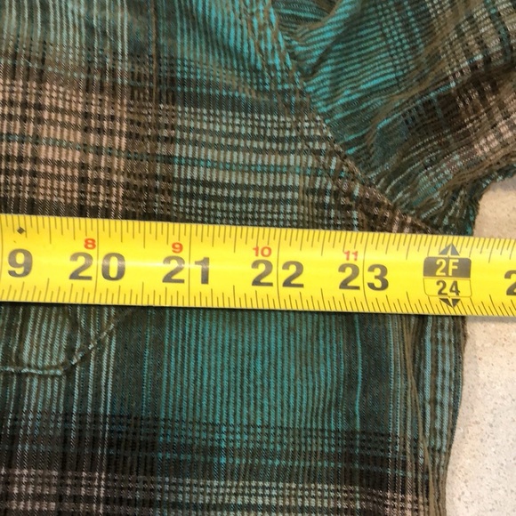 CLEAR WATER OUTFITTERS MENS LONG SLEEVE CORDUROY BUTTON DOWN PLAID SHIRT SIZE L - Picture 9 of 11